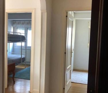 Laredo Apartment | bed and beach laredo