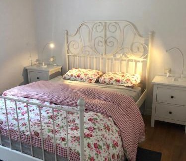 Laredo Apartment | bed and beach laredo