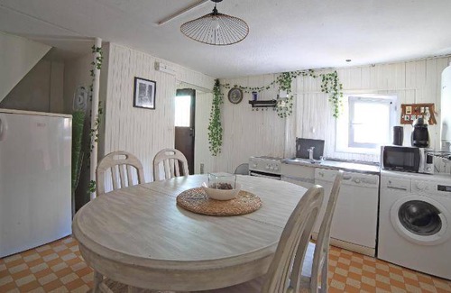 Maisons-Alfort Bed & Breakfast | Bed and breakfast