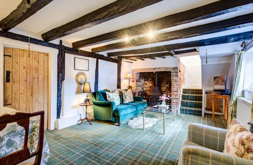 Crondall Bed & Breakfast | Bed and breakfast ∙ 2 bedrooms ∙ 3 guests