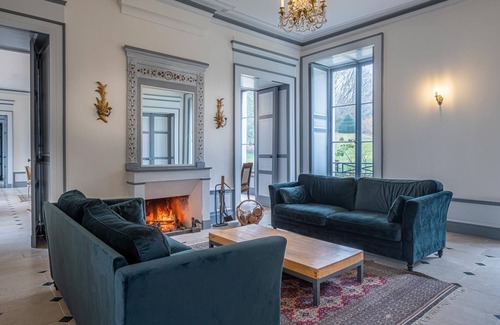 Charnizay Bed & Breakfast | Bed and breakfast in a château near La Roche Posay