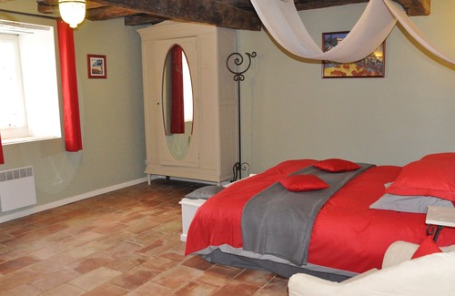 Laborie House | Bed and Breakfast Languedoc-Roussillon - The Lake Crivito
