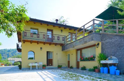 Cene Bed & Breakfast | Bed And Breakfast Montino