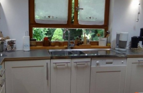 Daubeuf-pres-Vatteville House | bed and breakfast house on the water