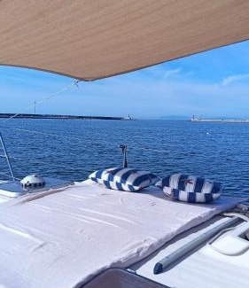 Viareggio Boat Rental | Bed & boat brezza del mare
