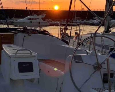 Torre del Greco Boat Rental | Bed&boat experience