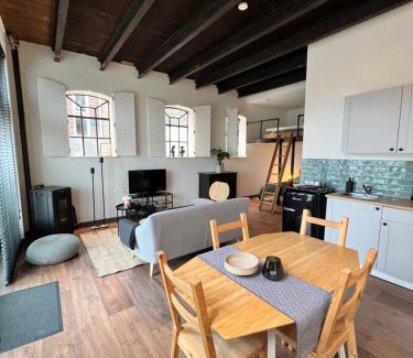 Joure Apartment | Bed & Breakfast Heit