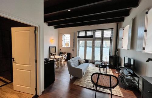 Joure Apartment | Bed & Breakfast Heit