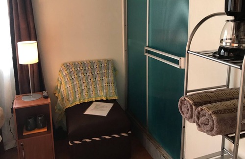 Cartago House | Bed & Breakfast lodge