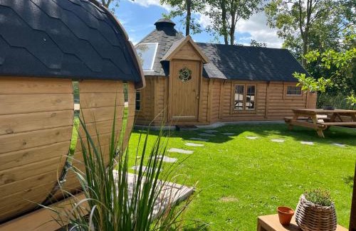 Slootdorp Ski Chalet | Bed & Breakfast Voor De Wind