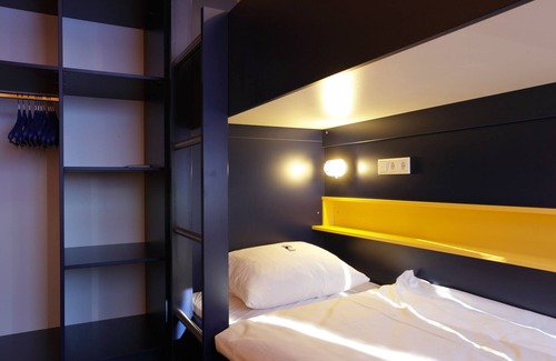 Wuelfel Hostel | Bed'nBudget Expo-Hostel Rooms