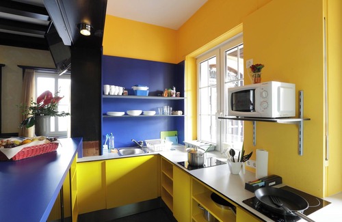 Wuelfel Hostel | Bed'nBudget Expo-Hostel Rooms