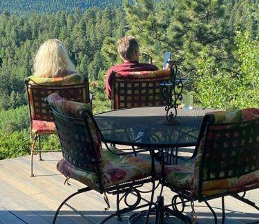 Evergreen West Central Bed & Breakfast | Bed and breakfast