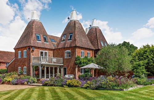 Cranbrook House | Bedgebury Oast by Bloom Stays