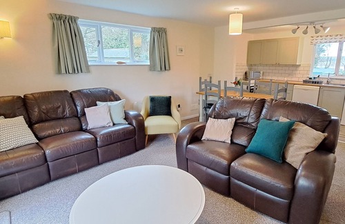 Goonhavern Cottage | Beech Croft - 3 Bedroom Cottage, sleeps 6, near Perranporth, woodland setting