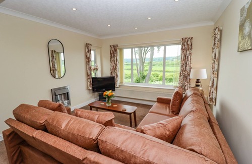 Scarborough Apartment | BEECHWOOD VISTA, family friendly, with a garden in Scarborough