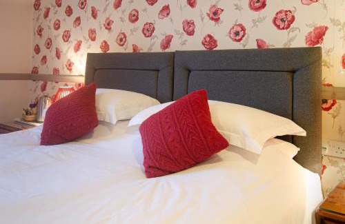 Saint Ann's Chapel Bed & Breakfast | Beera Farmhouse