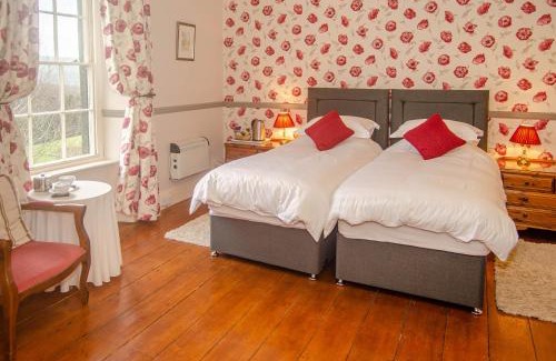 Saint Ann's Chapel Bed & Breakfast | Beera Farmhouse