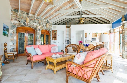 Estate Rendezvous and Ditlef Villa | Beija Flor - Spectacular Water Views & Ocean breezes, Salt Water Pool, New Solar