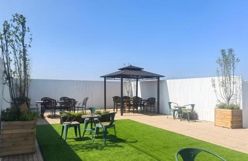 Xicheng Hotel | Beijing Xingshe Youth Hostel-Nearby Tiananmen square & Forbidden City & Houhai Bar street-1 minute walk to subway, Cat-keeping, Great wall&Forbidden city one day tour, Wifi and laundry room, English speaking Reception
