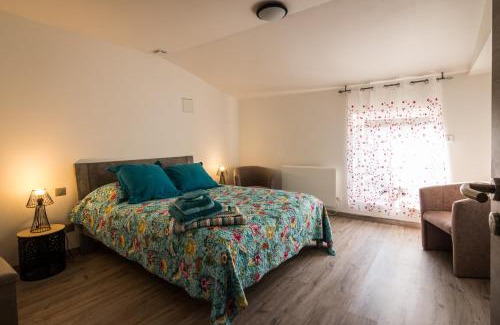 Champlin Apartment | Bel Aora