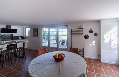Souraide House | Bel appartement avec terrasse jardin vue montagne