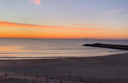 Palavas-les-Flots Apartment | Bel appartement F1 cabine 30m² face mer parking