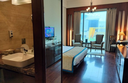 New Delhi Resort | Bel-La Monde Hotel NH8 at 6km from IGI Airport Delhi