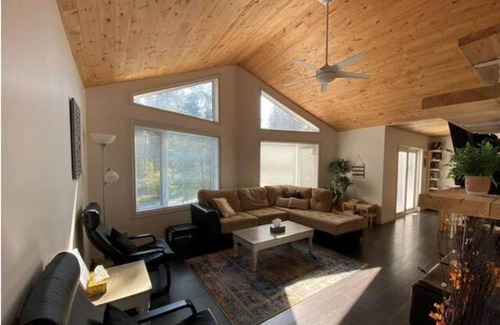 Lester Beach House | Belair Getaway-paradise you need