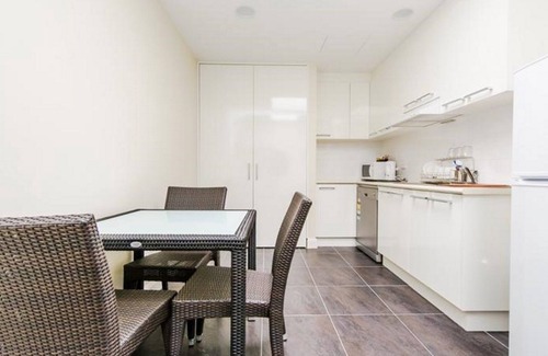 Hawker Hotel | Belconnen Way Hotel Motel and Serviced Apartments