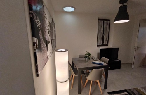 Morcote Apartment | Bell'appartamento a Morcote stile Urban