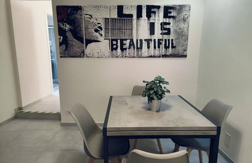 Morcote Apartment | Bell'appartamento a Morcote stile Urban
