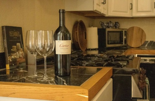 Downtown House | Bell Cottage at Carter House Inns
