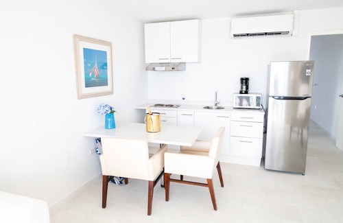 Pos Chiquito Villa | Bella Horizonte - Beachfront 4
