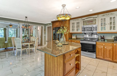 Goodlettsville House | Bella Rose Estate - romantic luxury honeymoon destination near downtown