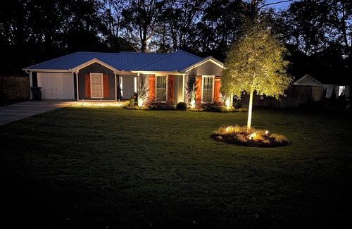 Montevallo House | Bella’s Blue Oasis