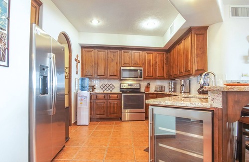 Sandy Beach Condo | Bella Sirena