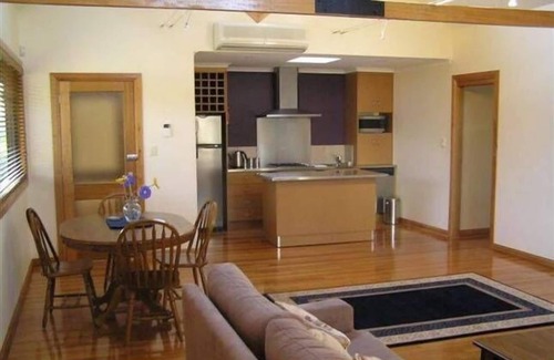 Scottsdale Villa | Bella Villa - 1 bedroom self-contained villa