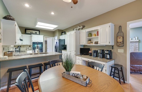 Bella Vista House | Bella Vista Home w/Kayaks & Deck on Loch Lomond!