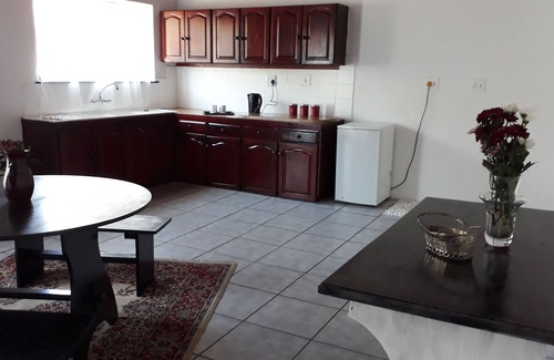 Flamingo Vlei House | Bella Vita Accommodation Table View