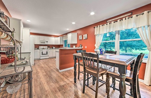 Mancelona Cottage | Bellaire Ski Escape ~ 1 Mile to Schuss Mountain!