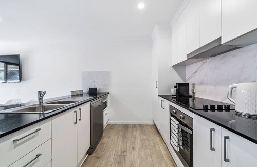 Bellbird Park House | Bellbird Park-RM 3 bedroom house-West location, close to Motorway and Orion