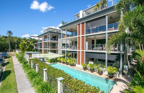 Yorkeys Knob Apartment | Belle Escapes Ground Floor Beachfront Apartment