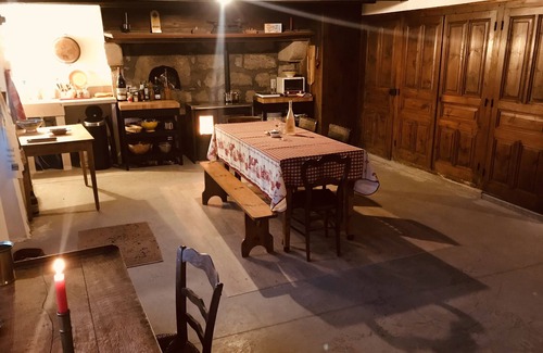 La Chaulme Other | Belle Ferme Rénovée 220 m2 au Milieu des Champs et des Bois