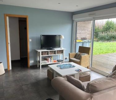 Perros-Guirec House | Belle maison en bois Perros - La lande