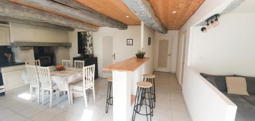 La Croix-Hellean Villa | Belle maison familiale dans la campagne Bretonne