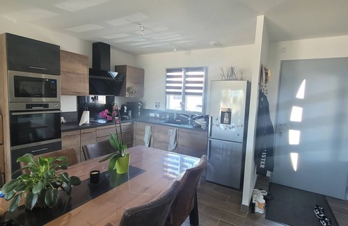 Croix Chapeau House | Belle Maison Neuve Proche Plage