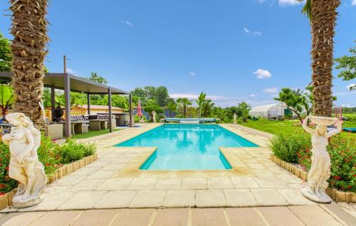 Septfonds House | Belle Quercynoise piscine jacuzzi partagés