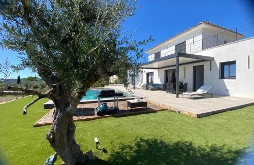 Montauroux House | Belletoile