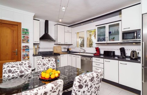 Trencall House | Bellevue by Interhome